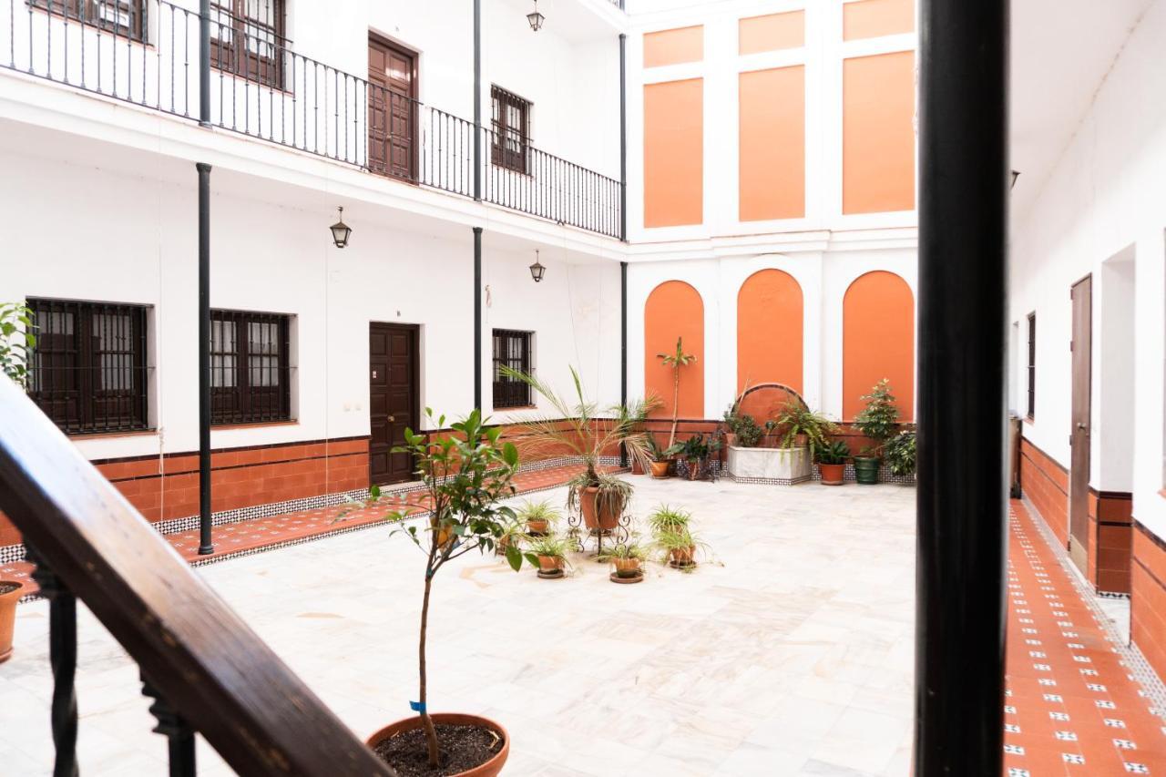 Muy Centrico Apto. En Tipico Patio Sevillano Dış mekan fotoğraf
